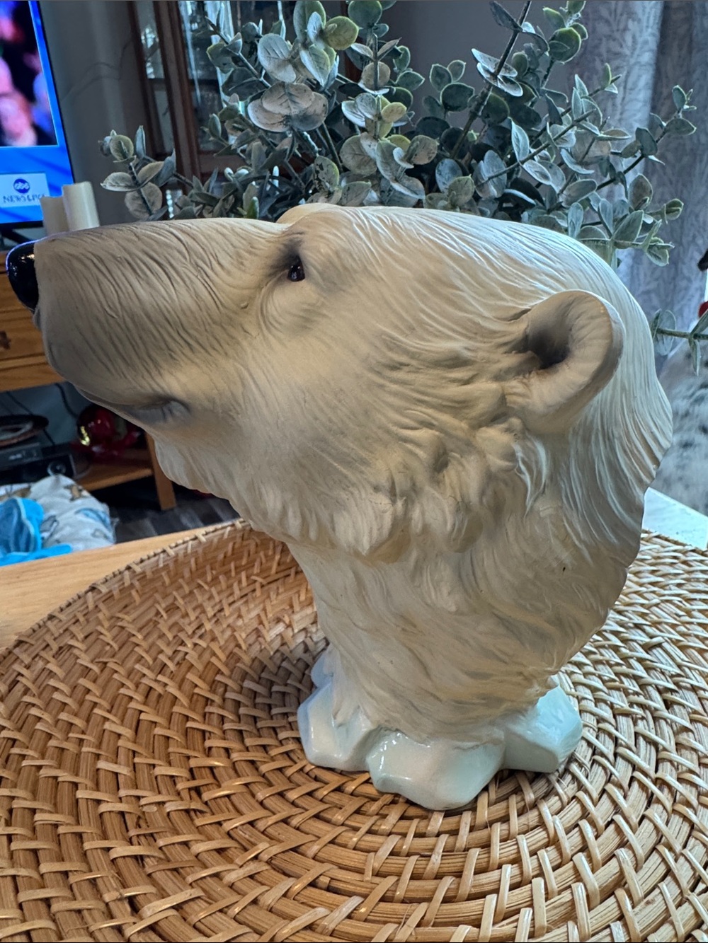 RESERVED NOT FOR SALE Polar Bear Large Figurine VTG EUC RESERVED - Picture 3 of 12